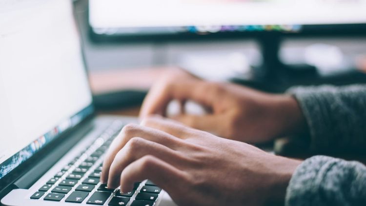 Étude de cas : agence AI en marque blanche GoHighLevel au Québec et en France