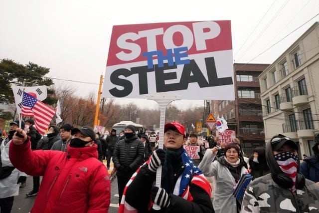 The People Who Reject Democracy