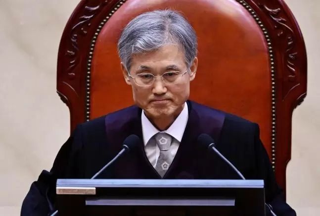 The Total War of Institutions