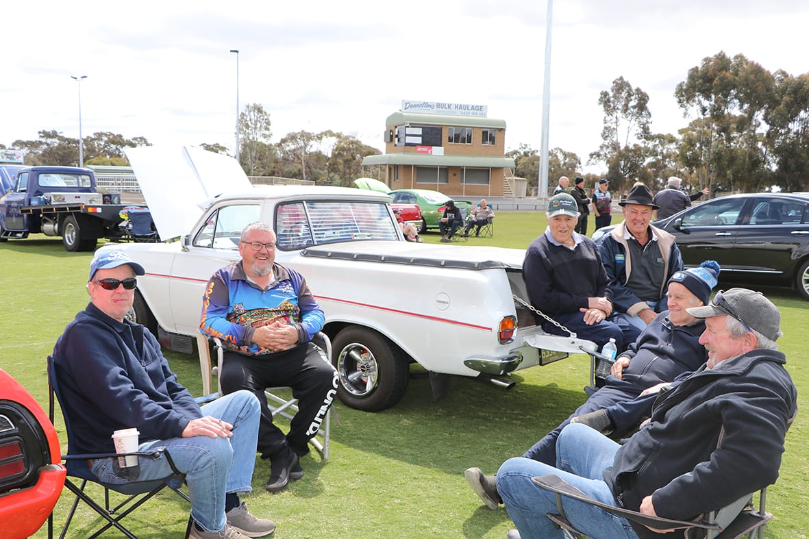 David Rickard, Steve Carlton, Daryl Oliver, Grant Cartwright, Bob Oliver, Henry Roach, EH Ute 1963.