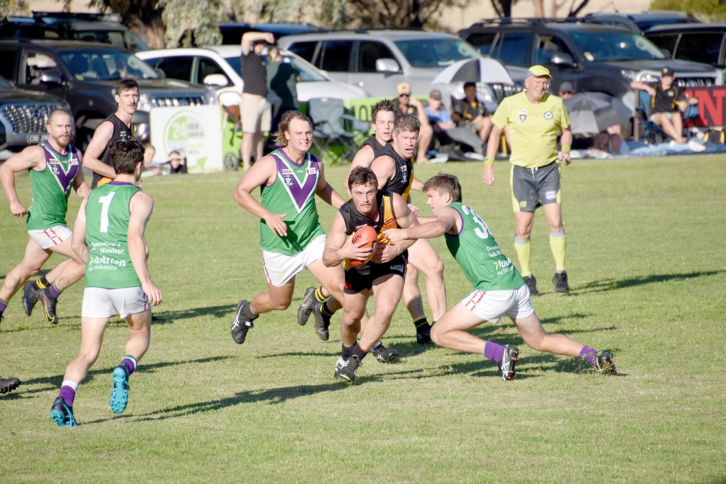 Tigers Hang On In Cliff-Hanger