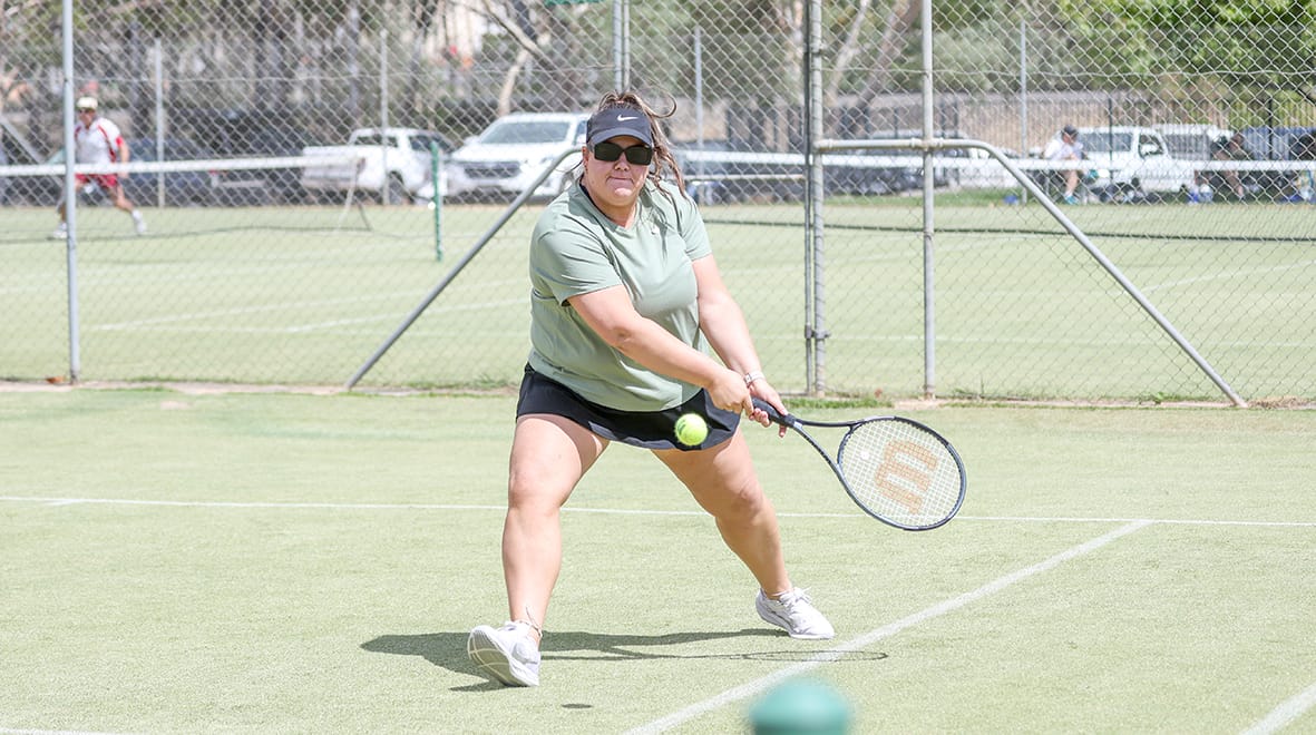 Saints Hit Tennis Lead
