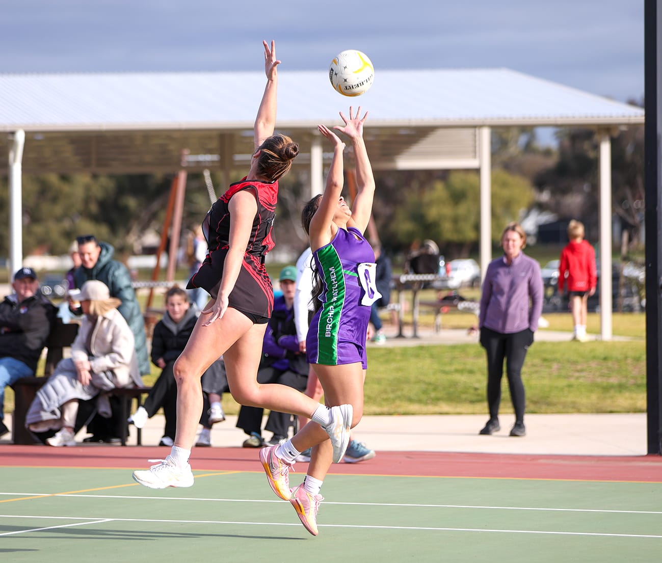 Bulls and Redbacks Share Netball Honours