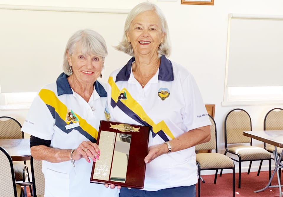 Pairs Win for Wyche. Ladies