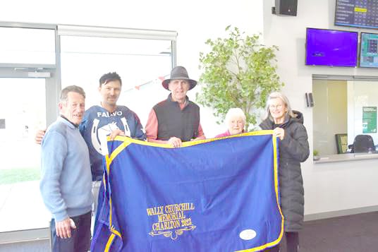 Outsiders Win at Charlton Trots
