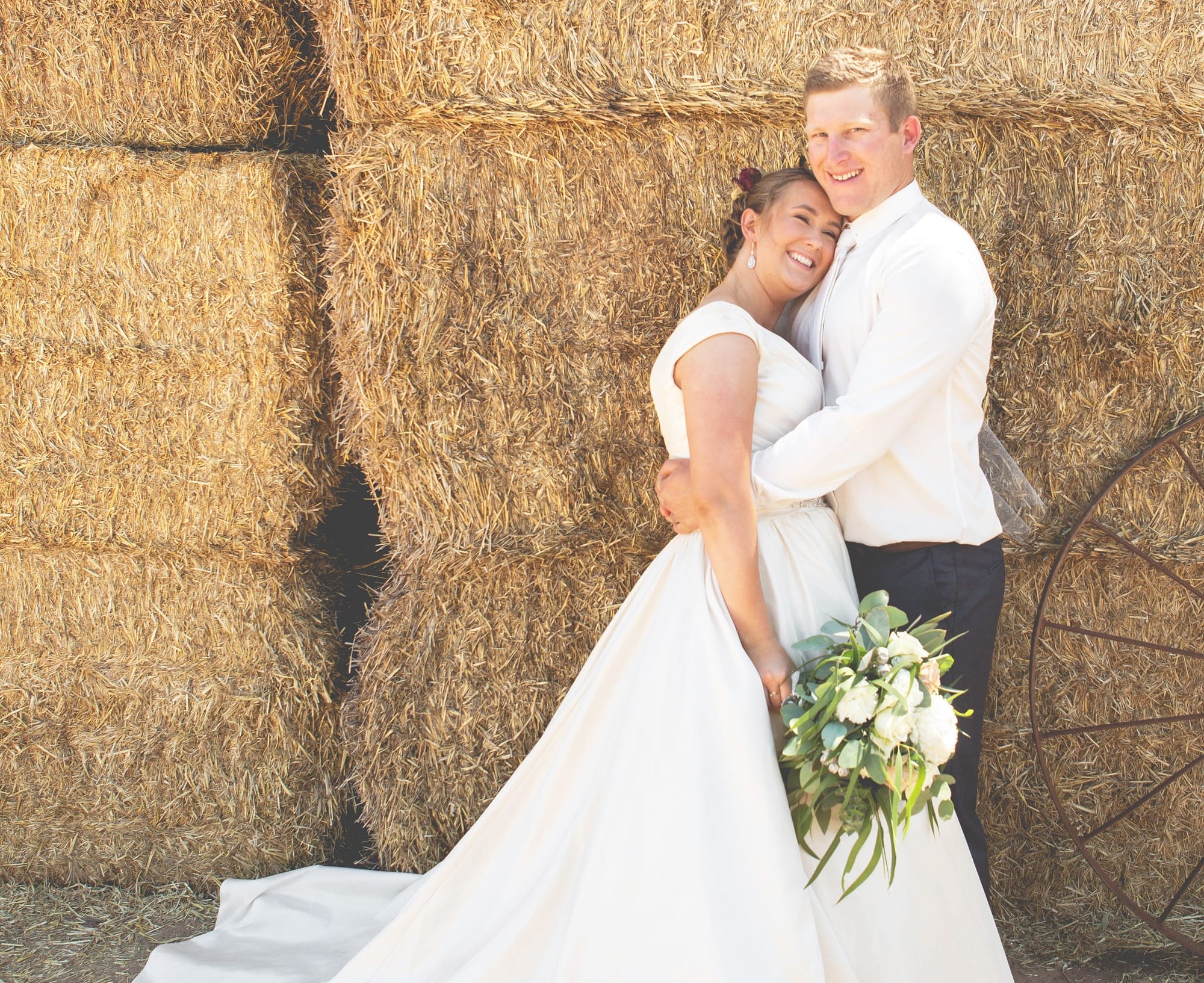 Bethany and Daniel Wed in the Great Outdoors