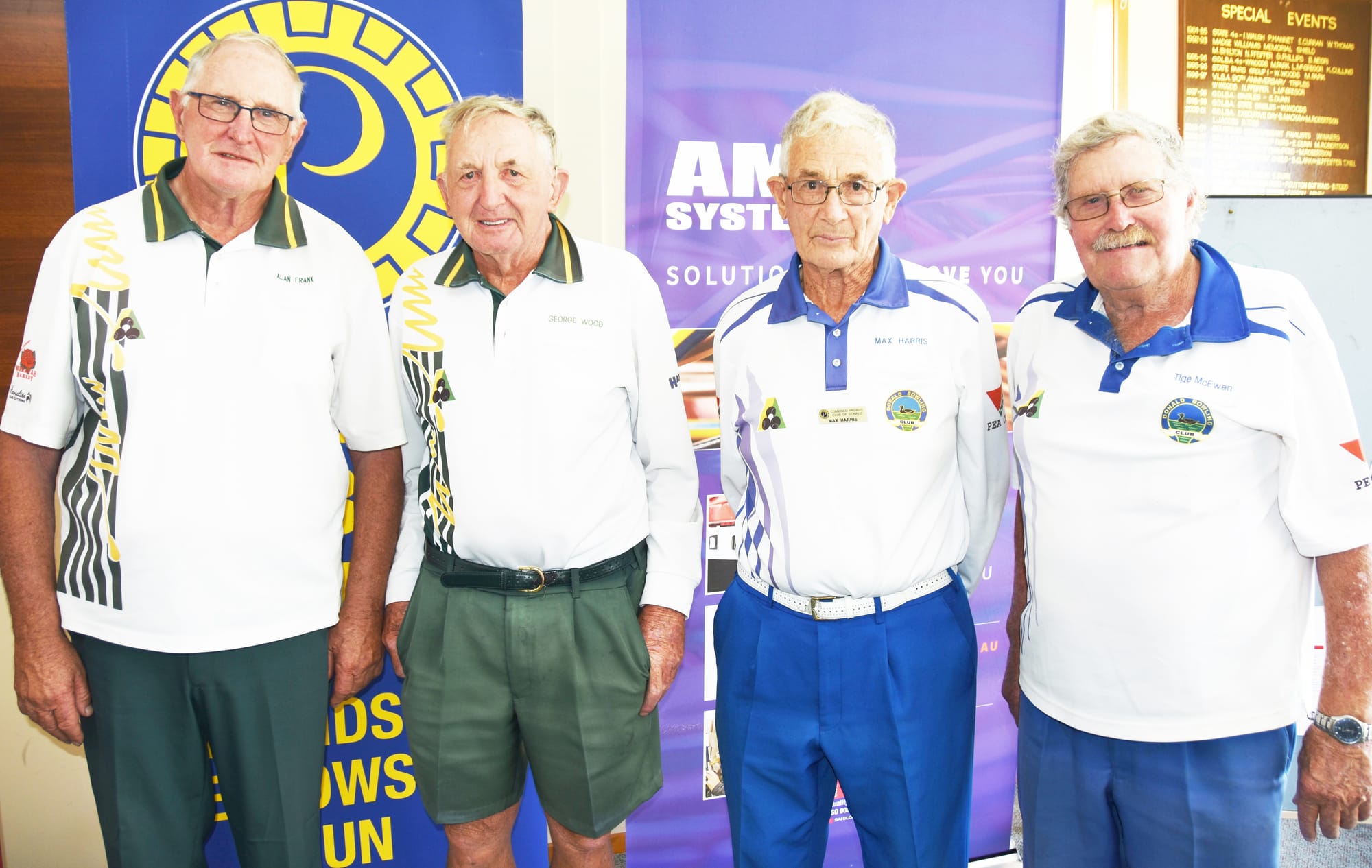 Donald Probians Bowl at Ararat