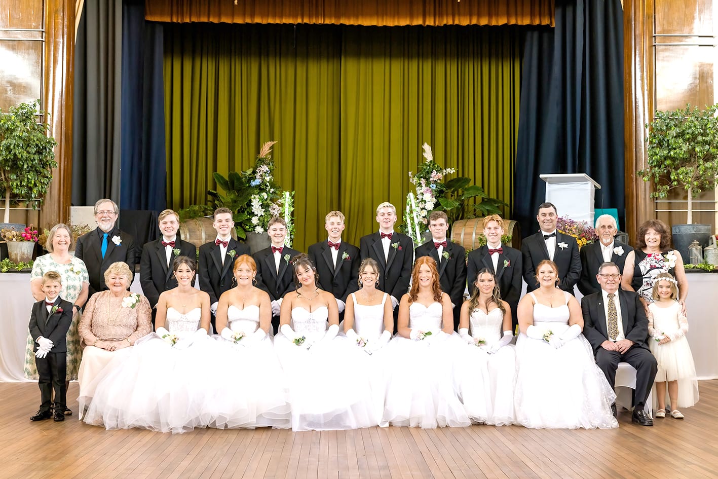 Belles and Beaus Shine on Broadway