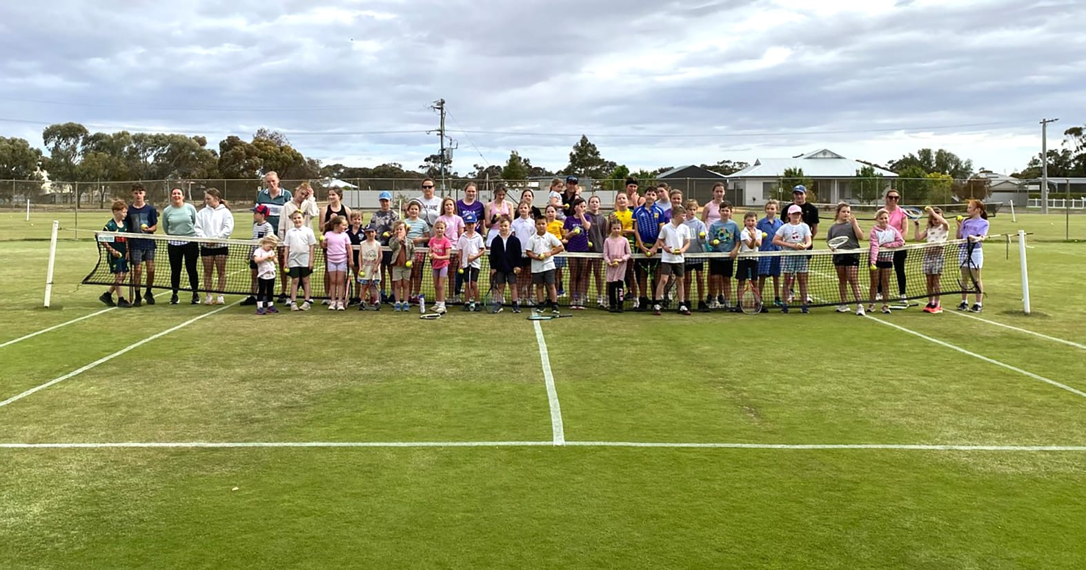 Juniors Take to Tennis