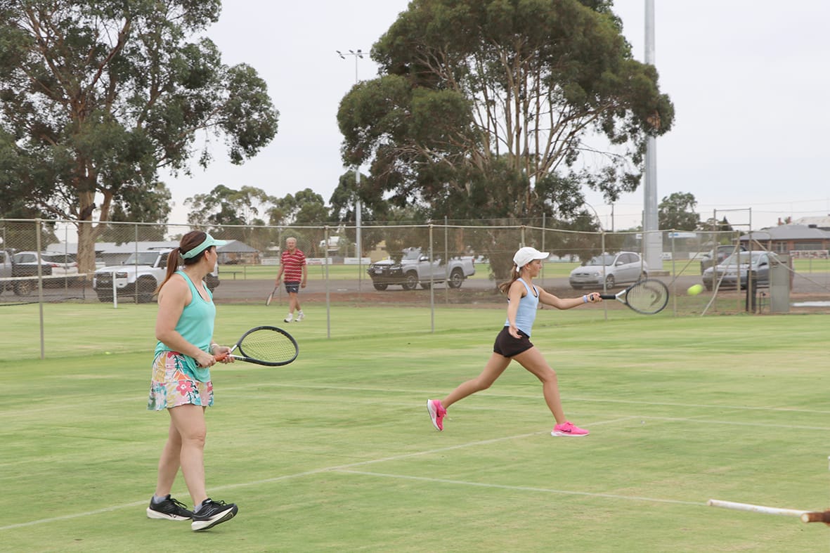 Birchip Dominates on the Court
