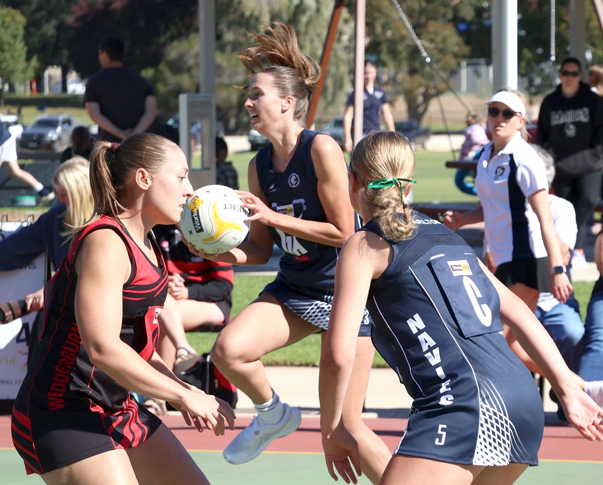 Navies’ Netballers at Wedderburn