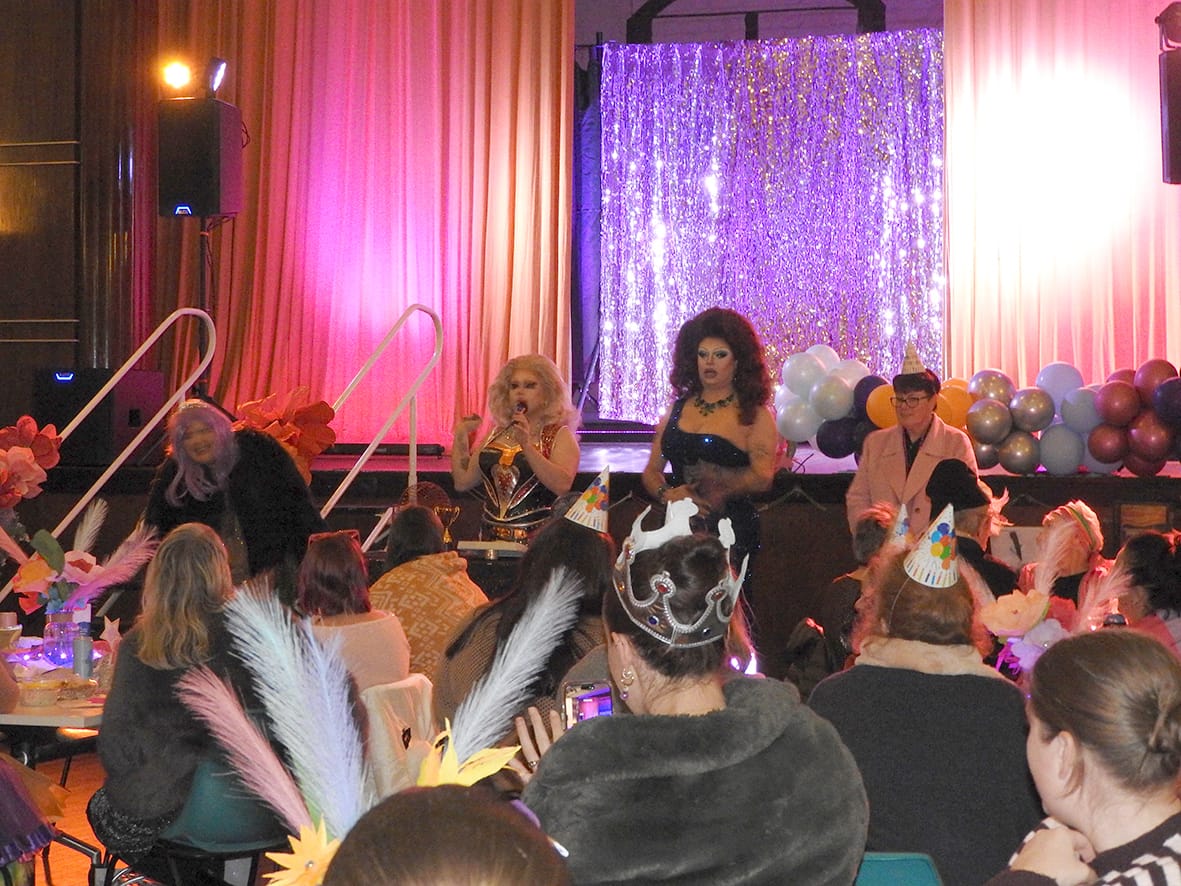 Drag Queens Dazzle Wycheproof