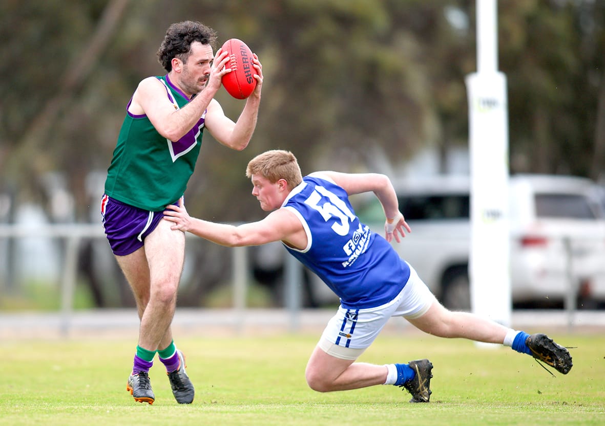Royal Blues Scoreless Against Bulls