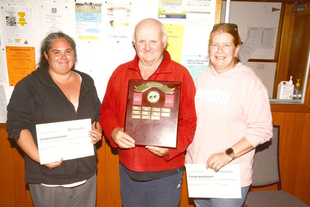 Barflies Win Twilight Title post image