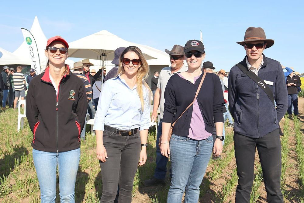 Hundreds at BCG Main Field Day post image