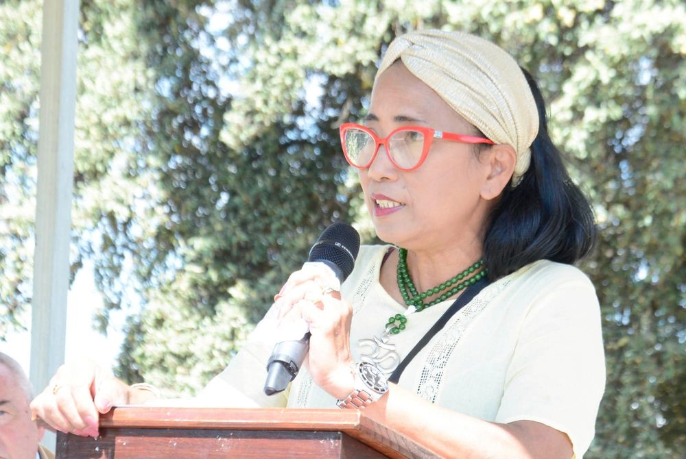 Born in the Philippines, Helen is a Resident of Donald “Why I Love Where I Live” post image