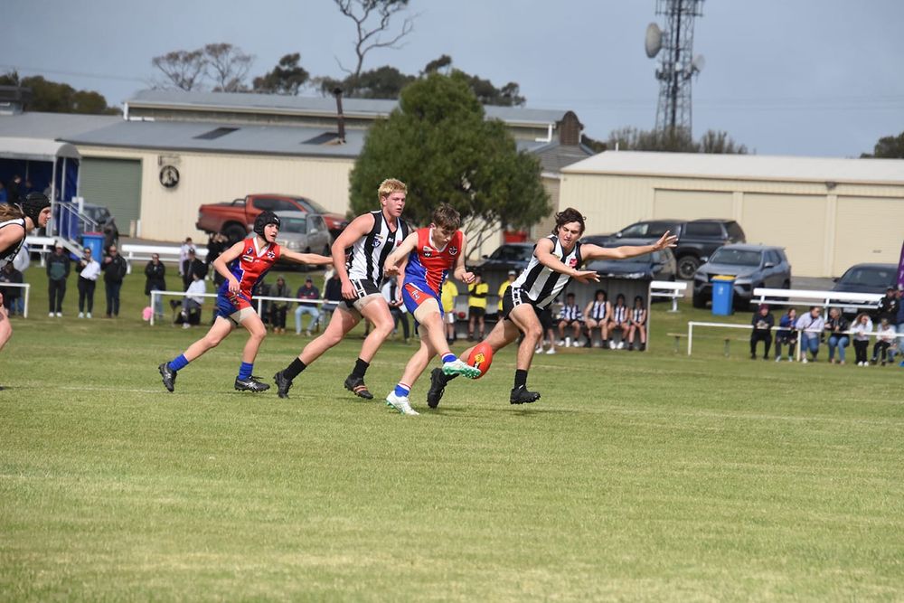 Saints Under-17s Shine post image