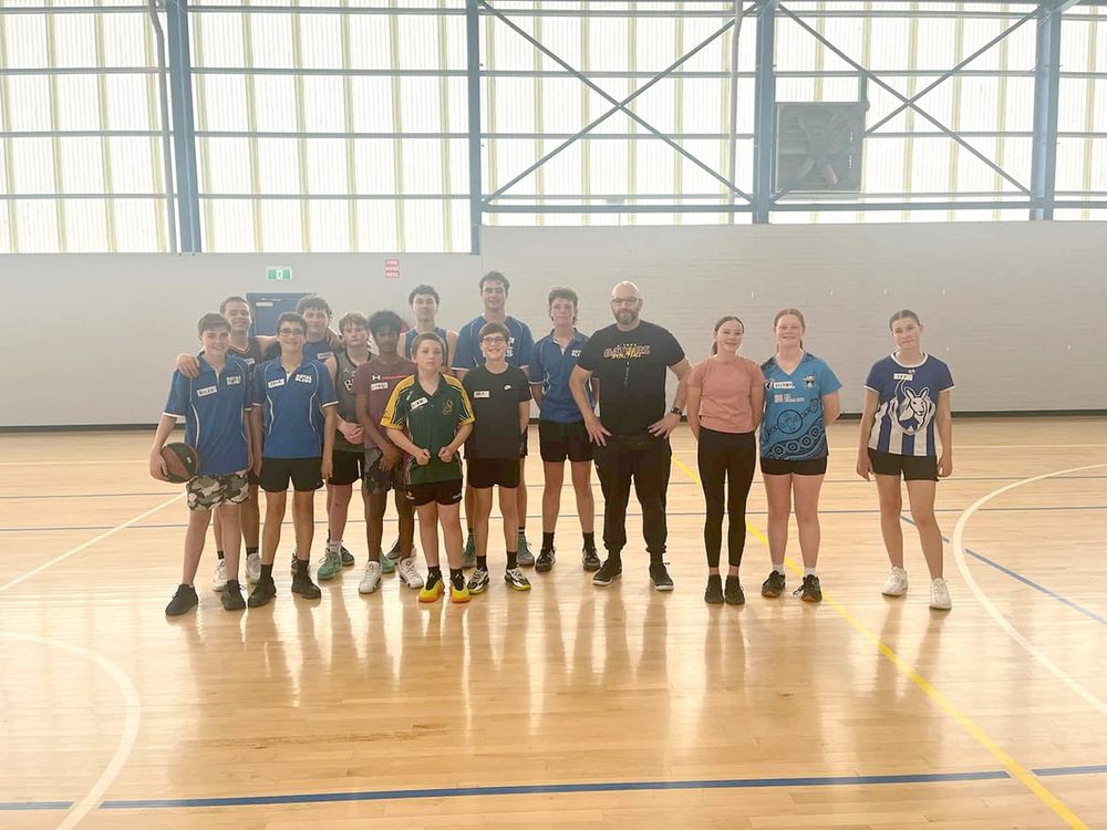 Students Prepare for New Basketball Season post image