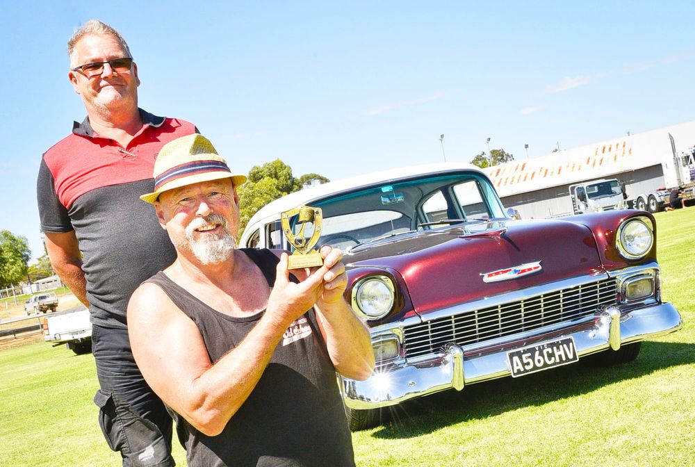 Dazzling Show as Wyche. “Shines” post image