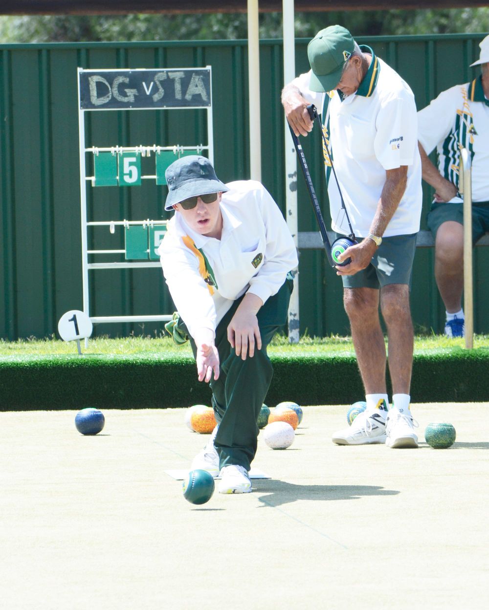 Top Teams Tumble in Semis. post image