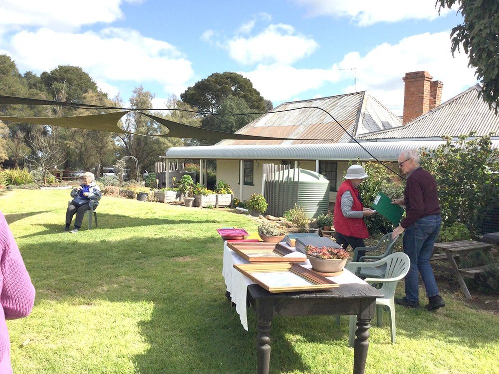 A Visit to “Grassy Vale” and “The Argyles” post image