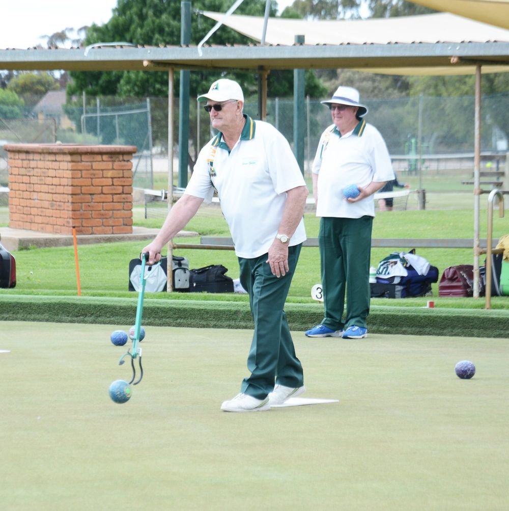 Mixed Results for Donald Golf post image