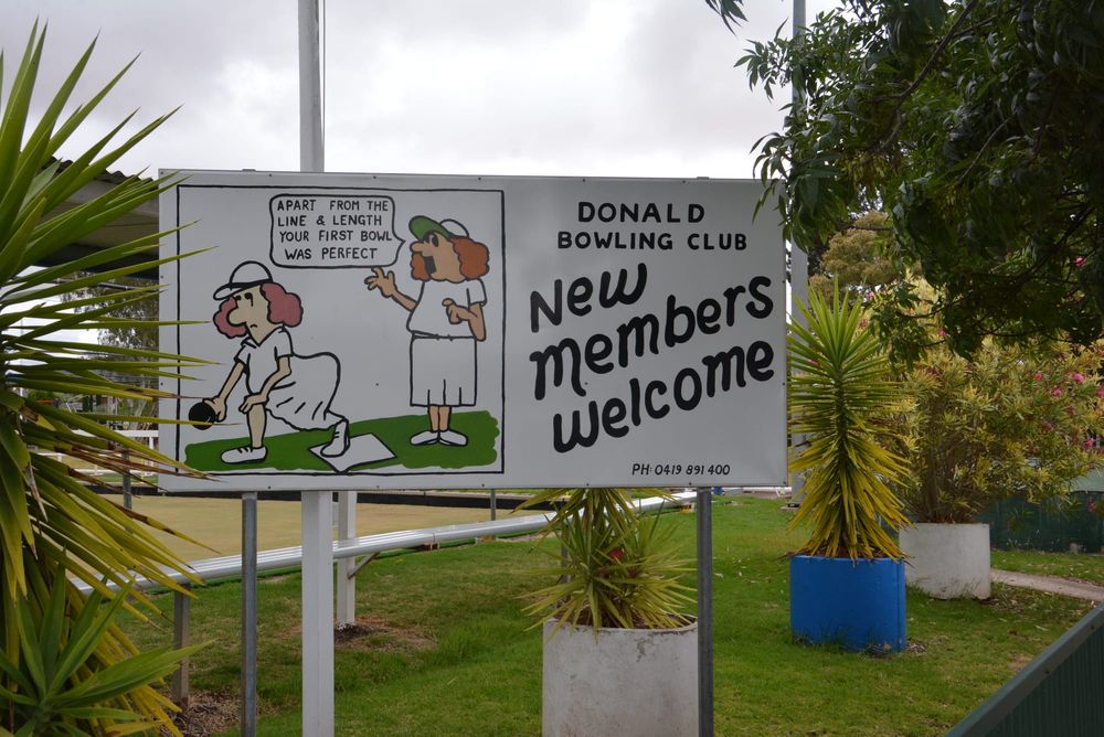 Donald at Home to Wedderburn Bowlers post image