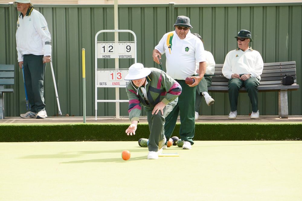One Up, One Down for Donald Golf Bowlers post image
