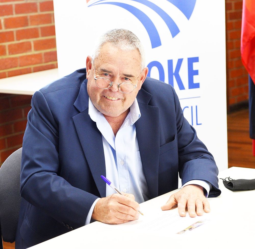 Cr. Warren is Back as Mayor post image