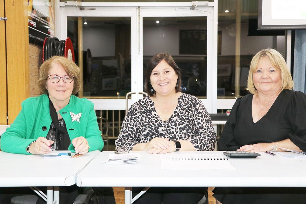 Fans Flock to School Art Show post image