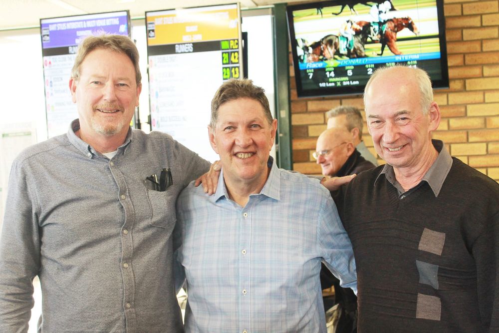 Reunion Time at Donald Races post image