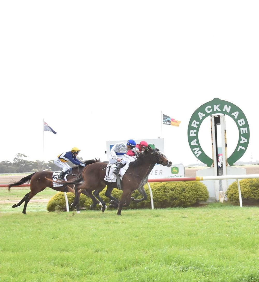 Donald Dampness Shifts Races to Warracknabeal post image