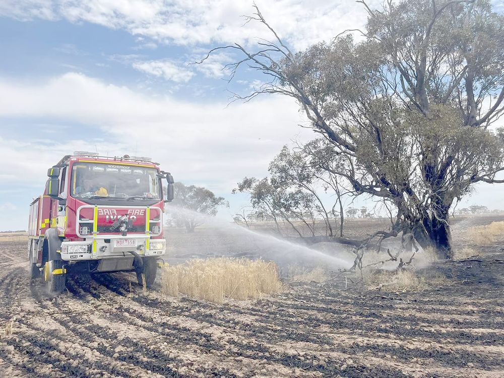 Brigades Battle Burning Bushland post image