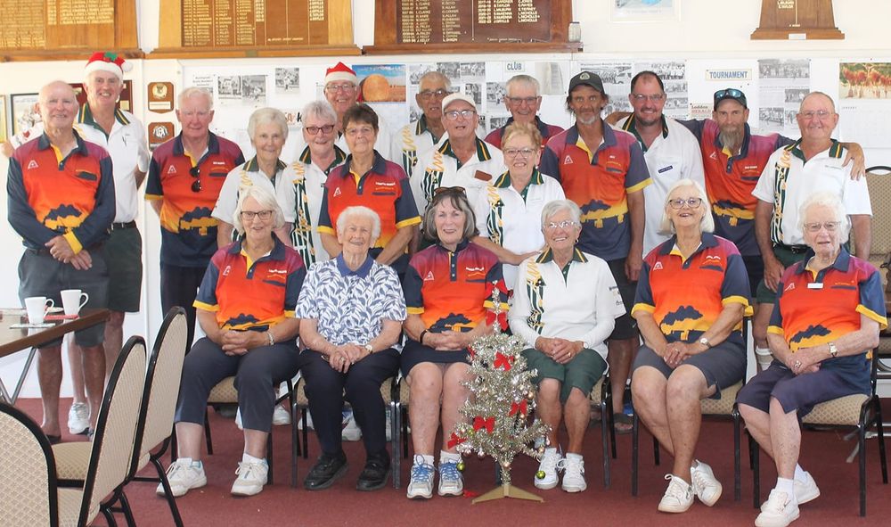 Bowlers Head to Holiday Break post image