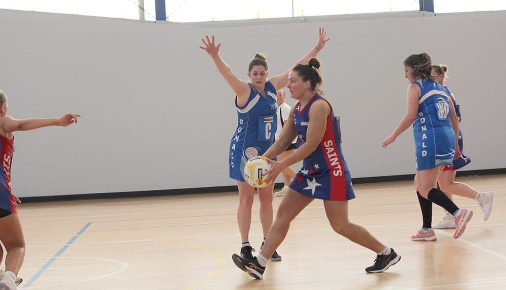 Donald Netballers Challenge Saints post image