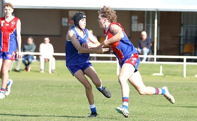 Donald Beats Top of the Table St Arnaud post image