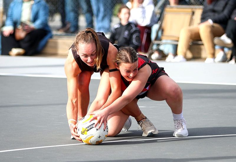 Netball Second Semi-finals post image