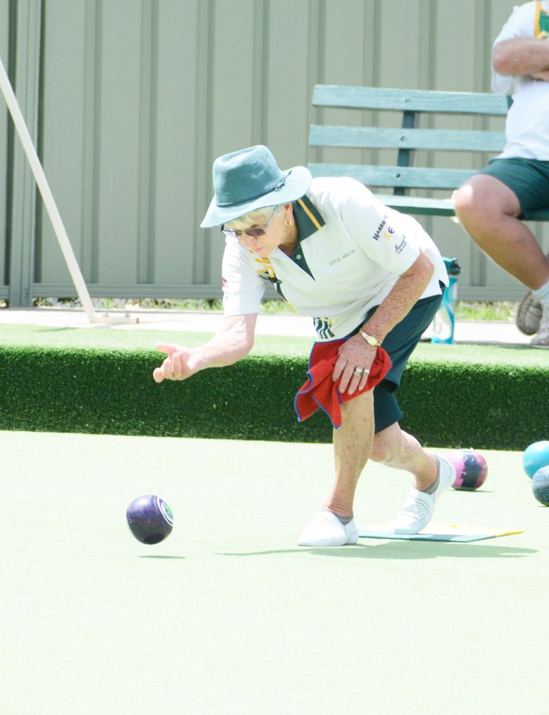 Donald Golf Bowlers Rise to the Occasion post image