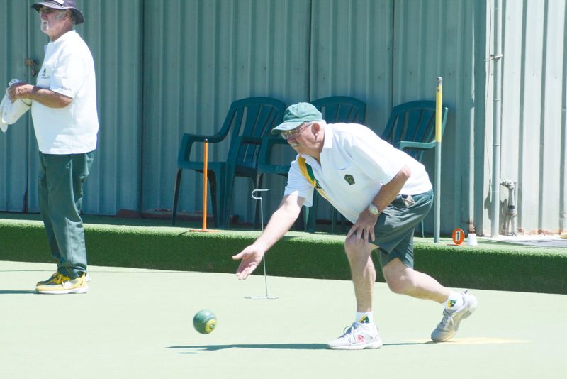 St. Arnaud Edges Out Donald Golf Bowlers post image