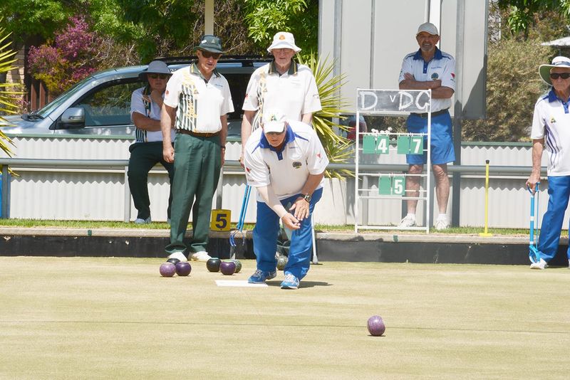 Mixed Results for Donald Golf Bowlers post image