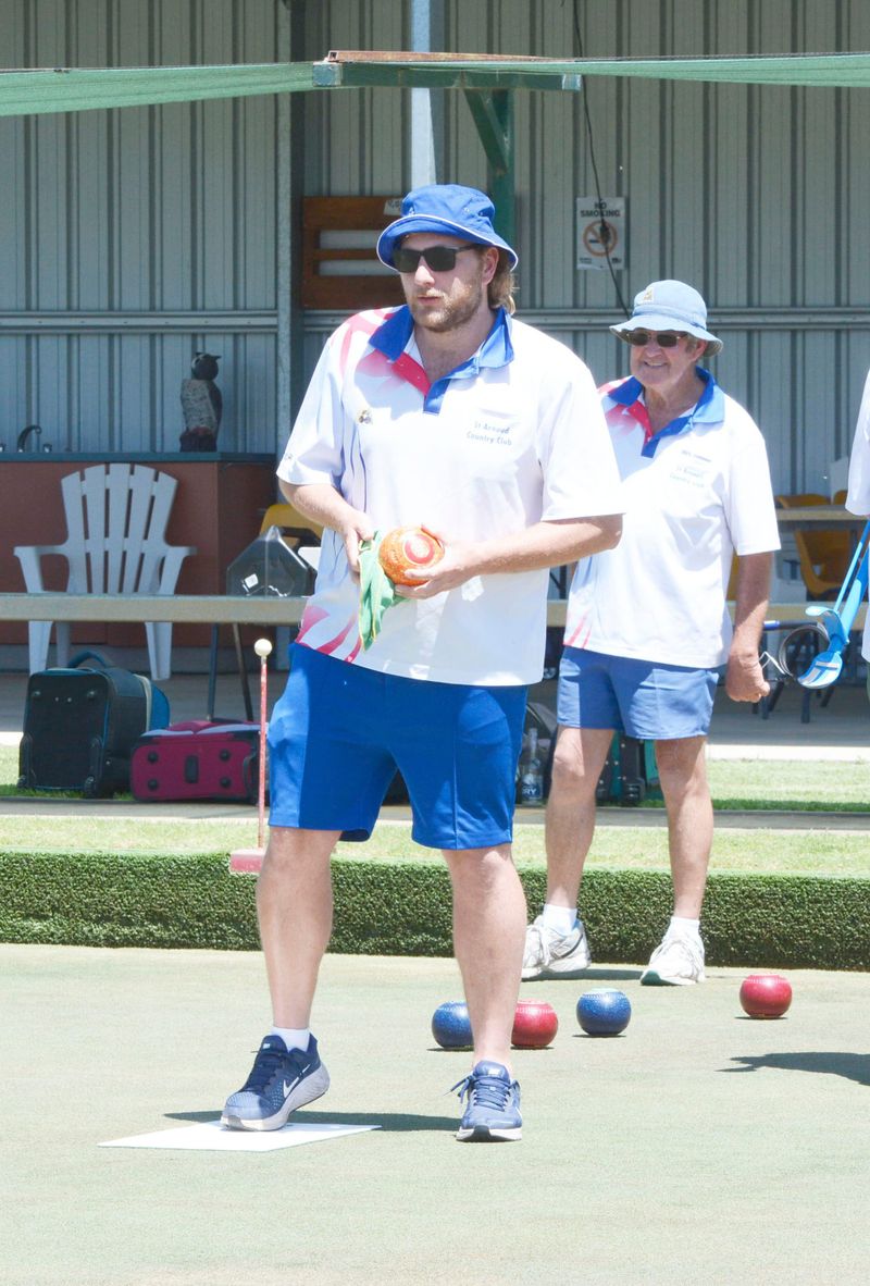 Bowls Leaders Consolidate post image