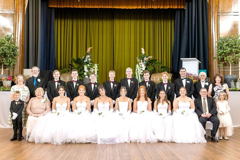 Belles and Beaus Shine on Broadway post image