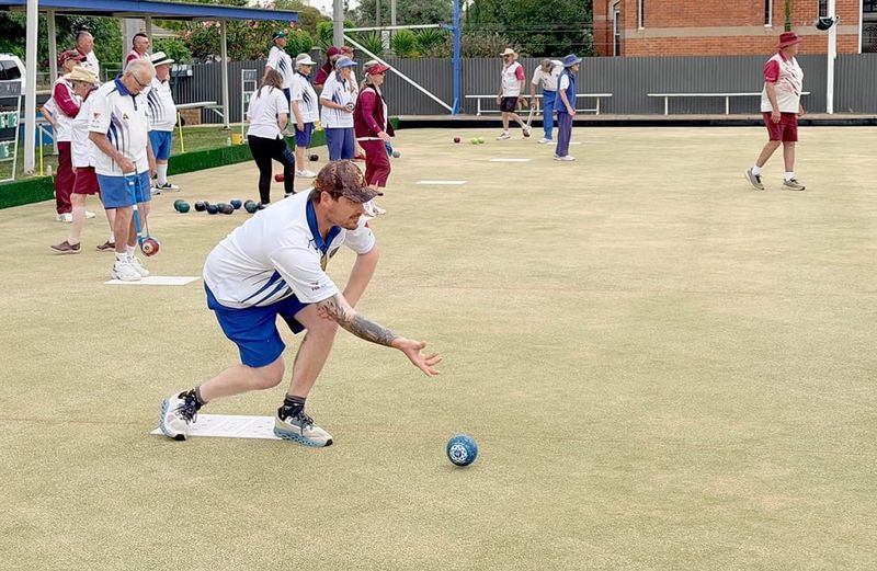 Donald Bowls Down to Visiting Wedderburn post image