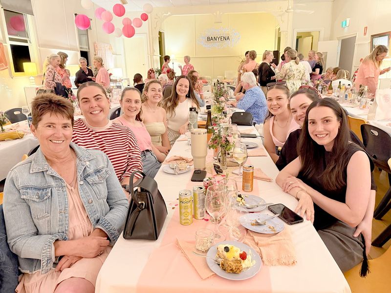 “Dinner for Dames” at Banyena Hall: An Evening of Friendship and Fundraising post image
