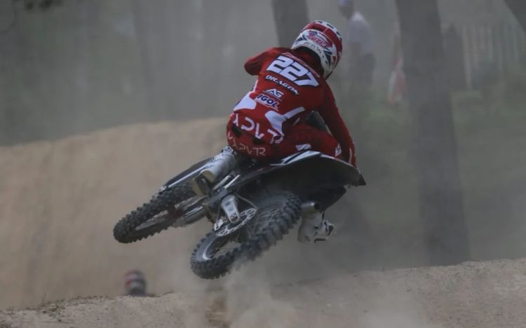 💥Nouveau: version créole & anglaise 🏍 Arno Cazet, prince des sables