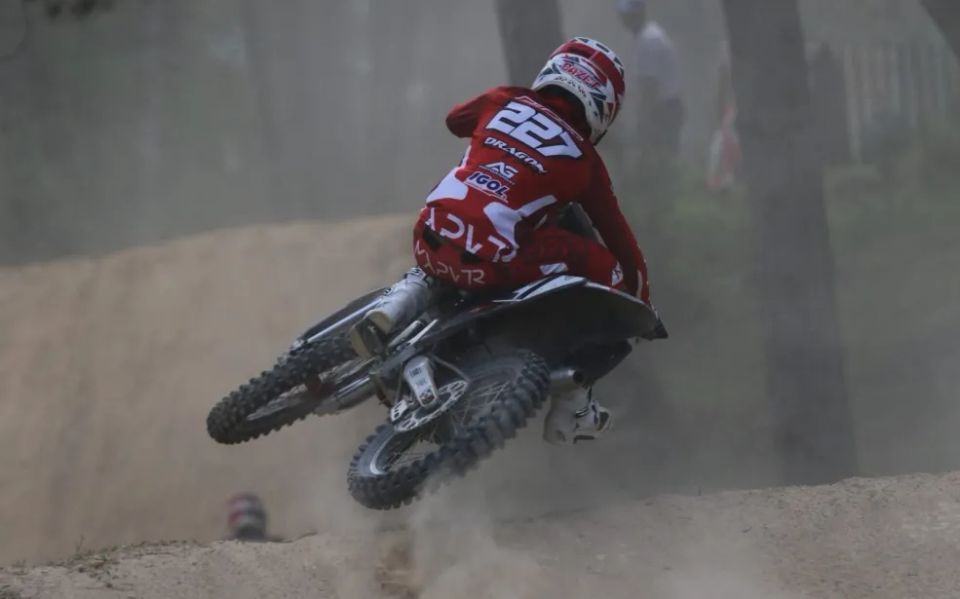 💥Nouveau: version créole & anglaise 🏍 Arno Cazet, prince des sables