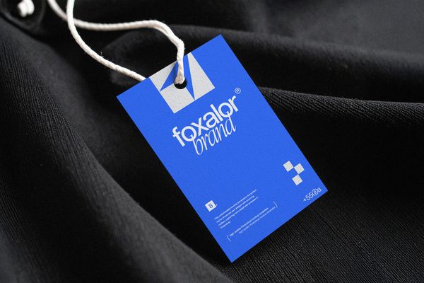 Minimal Hang Tag Mockup