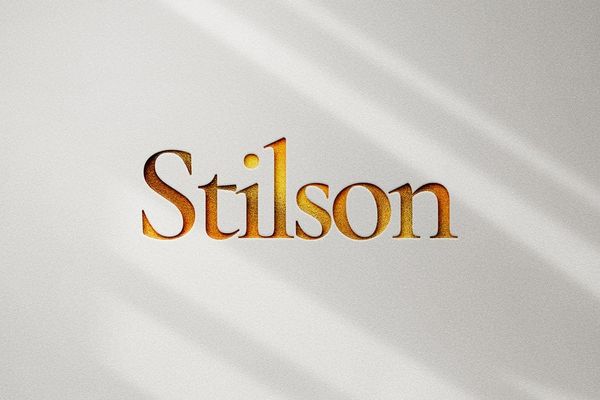 Stilson Gold Logo Mockup