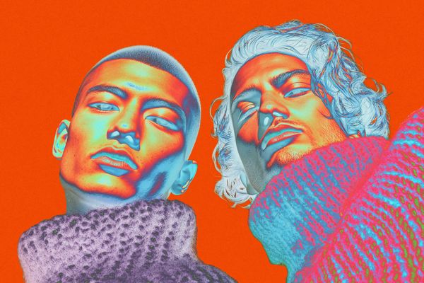 Negative Neon Photo Effect