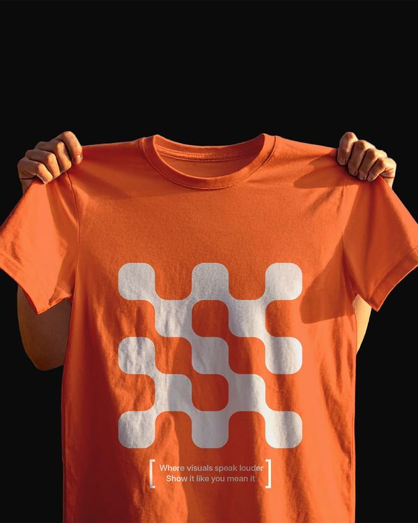 Held T-Shirt Mockup